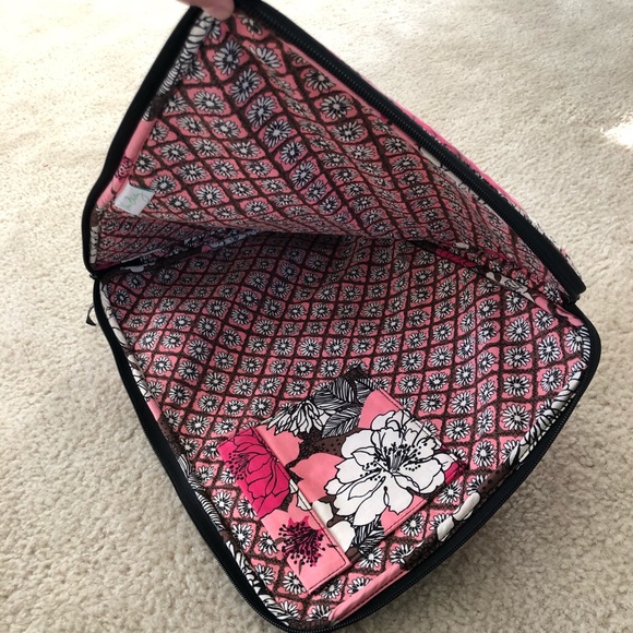 Laptop sleeve - Picture 1 of 3